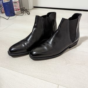 Zara Basic Collection Black Leather Chelsea Boot